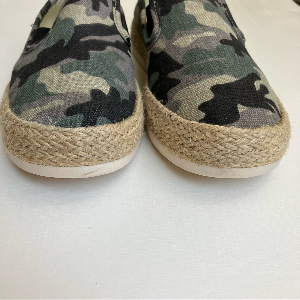 Esprit Nadeen Camo Espadrille Sneakers - Picture 3 of 9